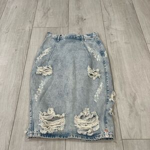 One by One Teaspoon Freelove Distressed Skirt Size 24